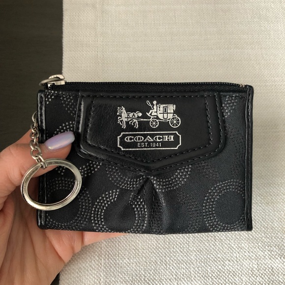 COACH card holder keychain - Picture 2 of 5